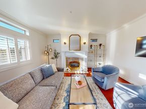 1823 Queen Anne Avenue N 202, Seattle WA 98109