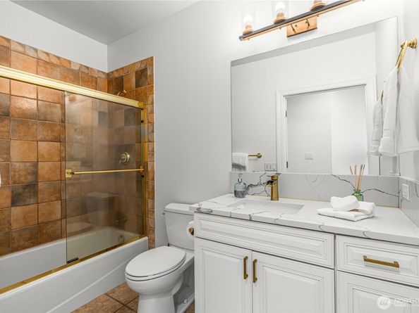 1823 Queen Anne Avenue N 202, Seattle WA 98109