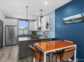 9211 15th Avenue SW B, Seattle WA 98106