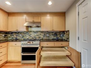 1619 14th Avenue B, Seattle WA 98122