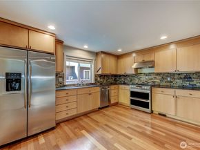 1619 14th Avenue B, Seattle WA 98122