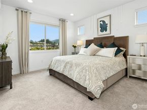 1048 7th Avenue NE, Issaquah WA 98029