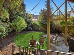3327 Grand Avenue, Everett WA 98201