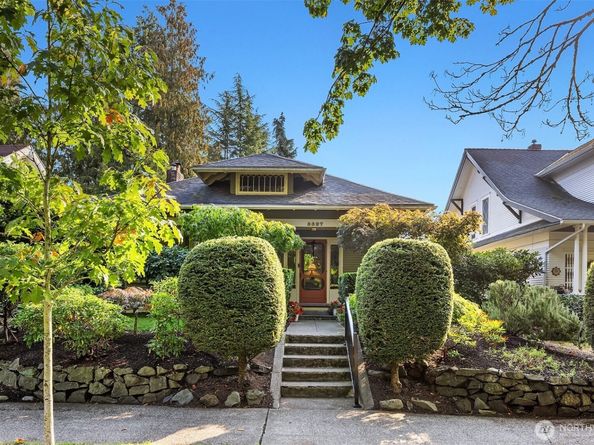 3327 Grand Avenue, Everett WA 98201