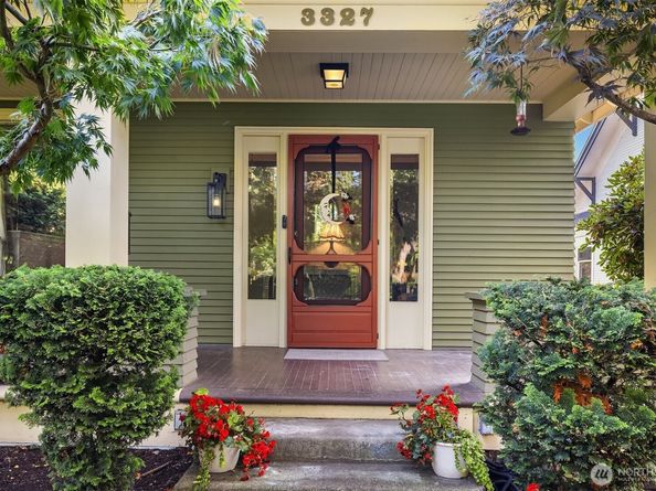 3327 Grand Avenue, Everett WA 98201