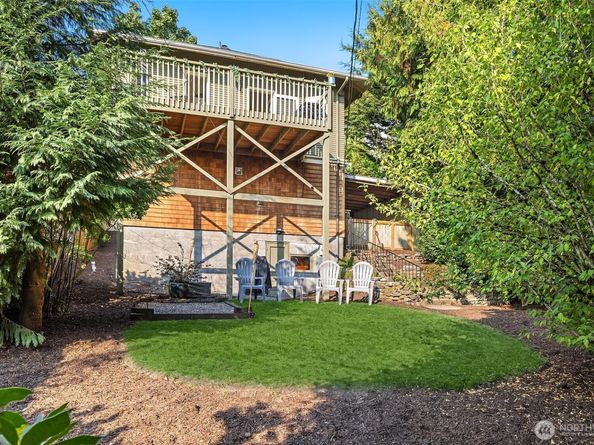 3327 Grand Avenue, Everett WA 98201