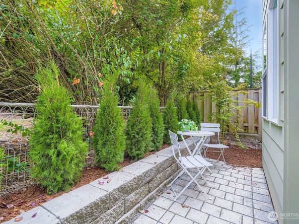 8814 41st Avenue SW, Seattle WA 98136