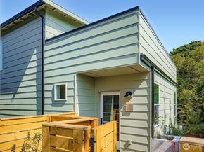 8814 41st Avenue SW, Seattle WA 98136