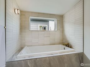8814 41st Avenue SW, Seattle WA 98136