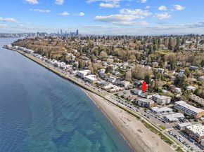 2306 Bonair Place SW, Seattle WA 98116