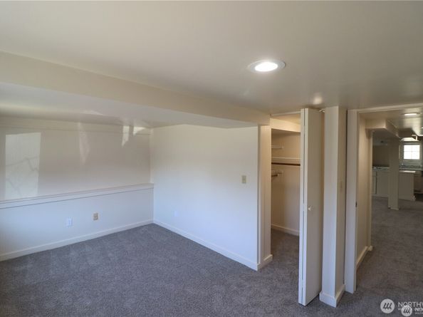 2306 Bonair Place SW, Seattle WA 98116