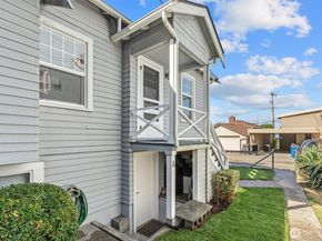 2306 Bonair Place SW, Seattle WA 98116