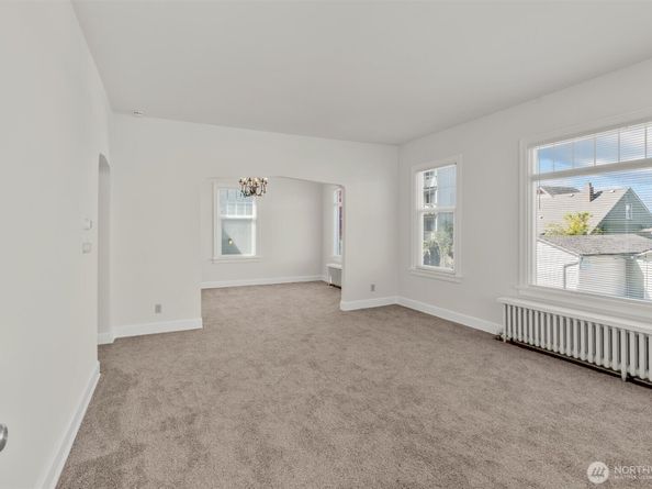 2306 Bonair Place SW, Seattle WA 98116