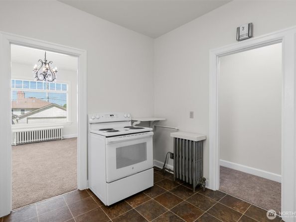 2306 Bonair Place SW, Seattle WA 98116