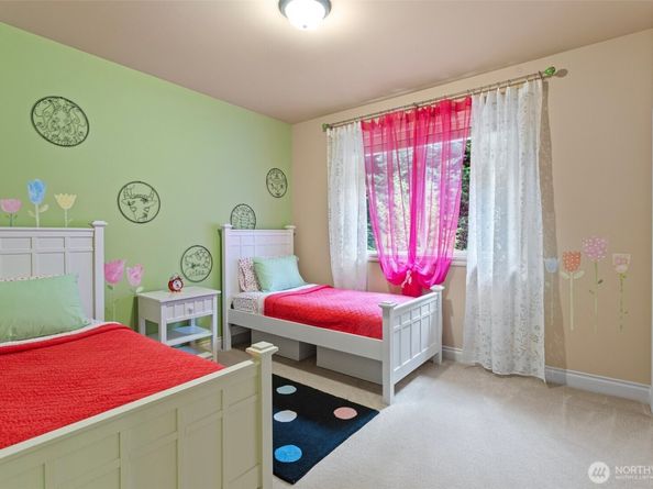 4569 162nd Lane SE, Bellevue WA 98006