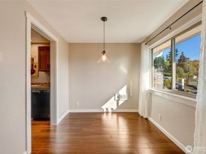 4904 81st Place SW 304, Mukilteo WA 98275