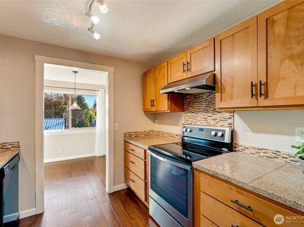 4904 81st Place SW 304, Mukilteo WA 98275