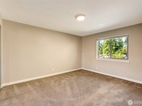4904 81st Place SW 304, Mukilteo WA 98275