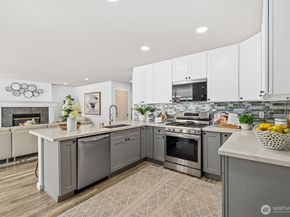 326 Lynnwood Avenue SE, Renton WA 98056