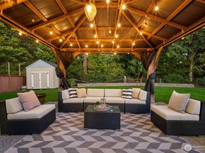 326 Lynnwood Avenue SE, Renton WA 98056