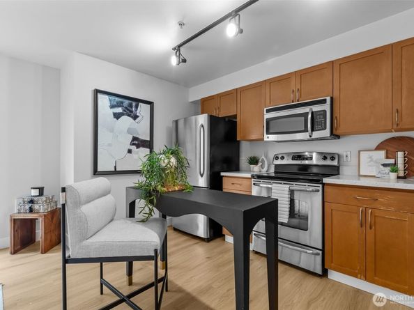 118 107th Avenue NE B101, Bellevue WA 98004