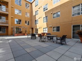 118 107th Avenue NE B101, Bellevue WA 98004