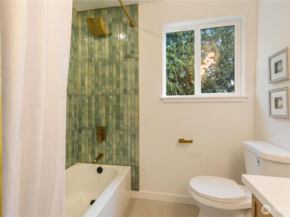16126 Tiger Mountain Road SE, Issaquah WA 98027