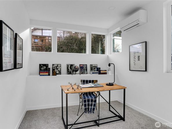 631 W Emerson Street, Seattle WA 98119