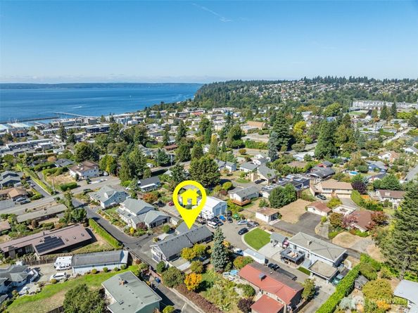 1022 S 225th Lane, Des Moines WA 98198