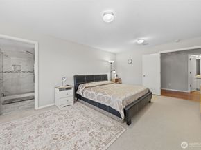 1022 S 225th Lane, Des Moines WA 98198
