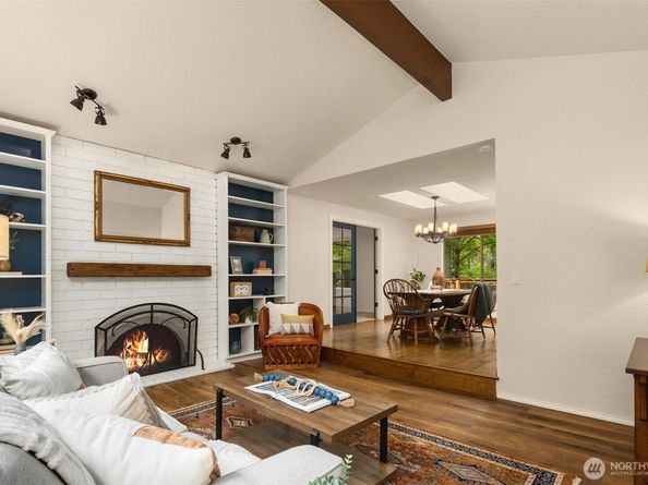 21810 NE 156th Street, Woodinville WA 98077