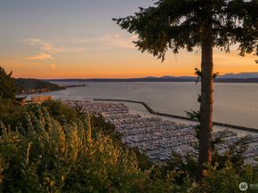 3442 B NW 65th Street, Seattle WA 98117