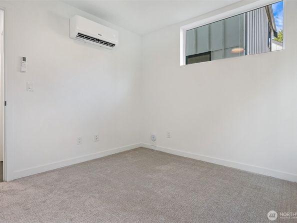 3442 B NW 65th Street, Seattle WA 98117