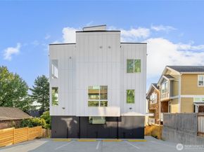 2538 14th Avenue W E, Seattle WA 98119