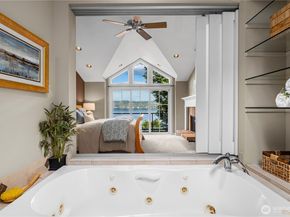 528 W Lake Sammamish Parkway SE, Bellevue WA 98008