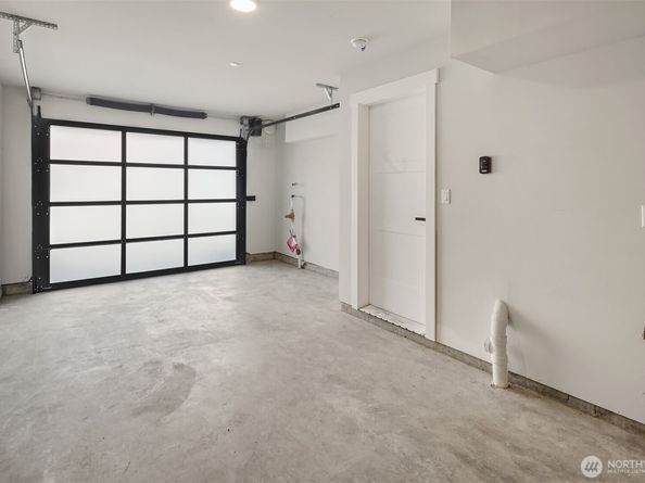 19722 Filbert Drive Unit 3, Bothell WA 98012