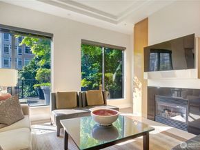 2721 1st Avenue PH06, Seattle WA 98121