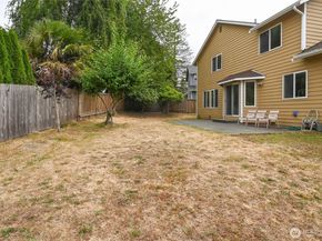 17310 37th Avenue W, Lynnwood WA 98037