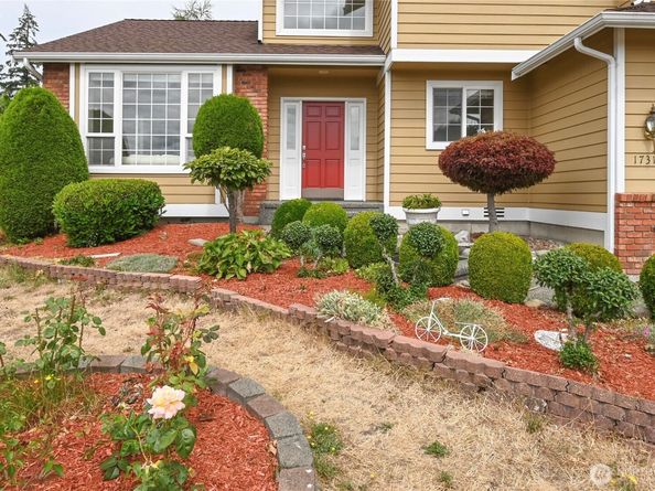 17310 37th Avenue W, Lynnwood WA 98037