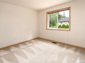 17310 37th Avenue W, Lynnwood WA 98037