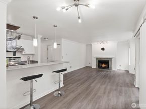 31500 33rd Place SW C203, Federal Way WA 98023