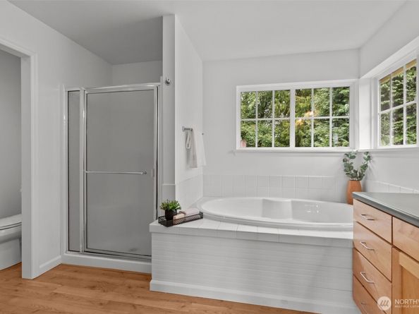 11300 Goodwin Way NE, Seattle WA 98125