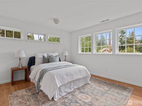 11300 Goodwin Way NE, Seattle WA 98125