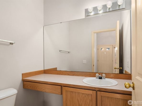 15604 48th Place W, Edmonds WA 98026