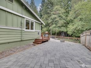 19320 176th Avenue NE, Woodinville WA 98072