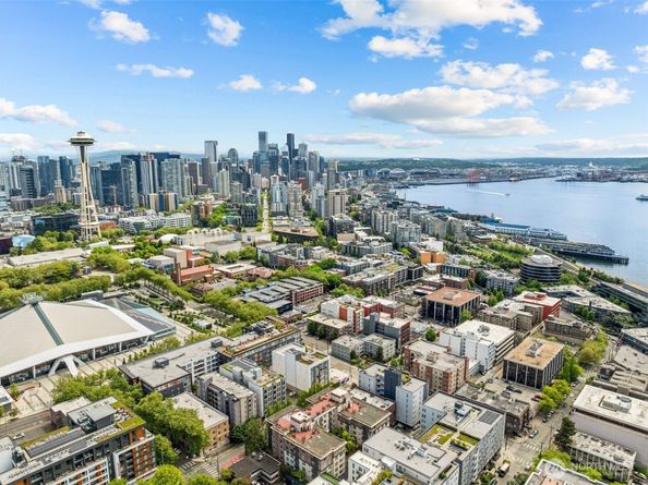 323 Queen Anne Avenue N 502, Seattle WA 98109