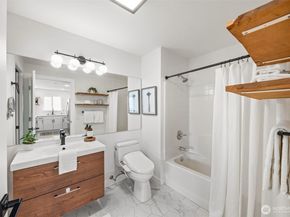 323 Queen Anne Avenue N 502, Seattle WA 98109