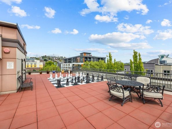 323 Queen Anne Avenue N 502, Seattle WA 98109
