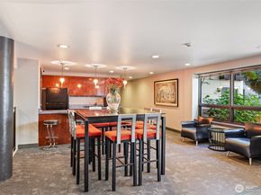 323 Queen Anne Avenue N 502, Seattle WA 98109