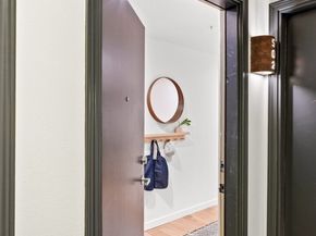 323 Queen Anne Avenue N 502, Seattle WA 98109